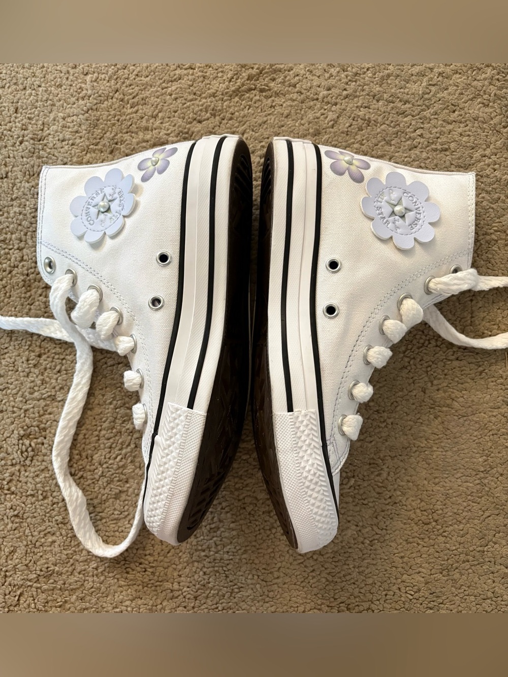 Converse Women's Chuck Taylor All Star High Gradient Lavender Flowers size 5.5